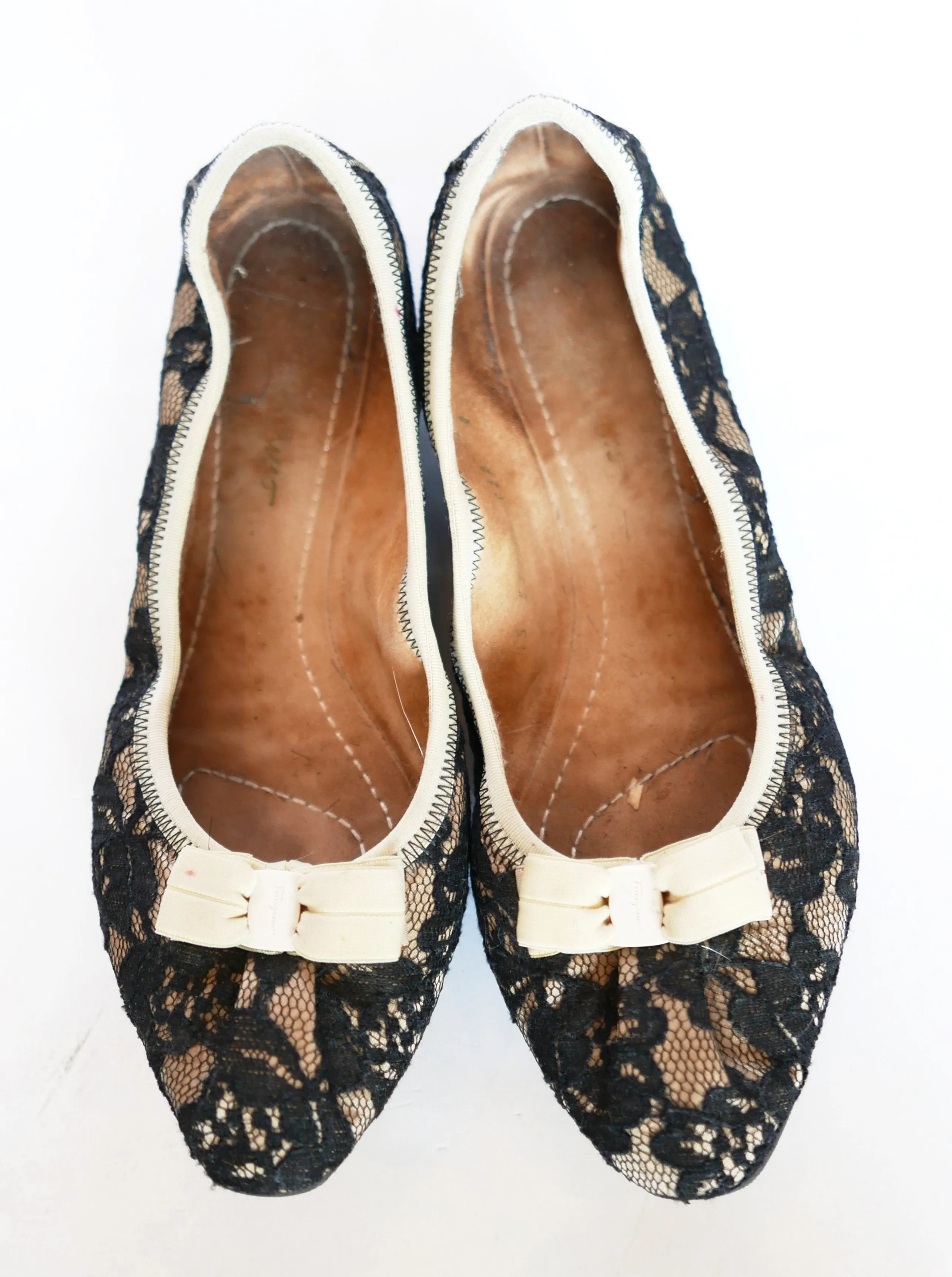 SALVATORE FERRAGAMO BLACK/BEIGE MY BELLE LACE BALLET FLATS (8)