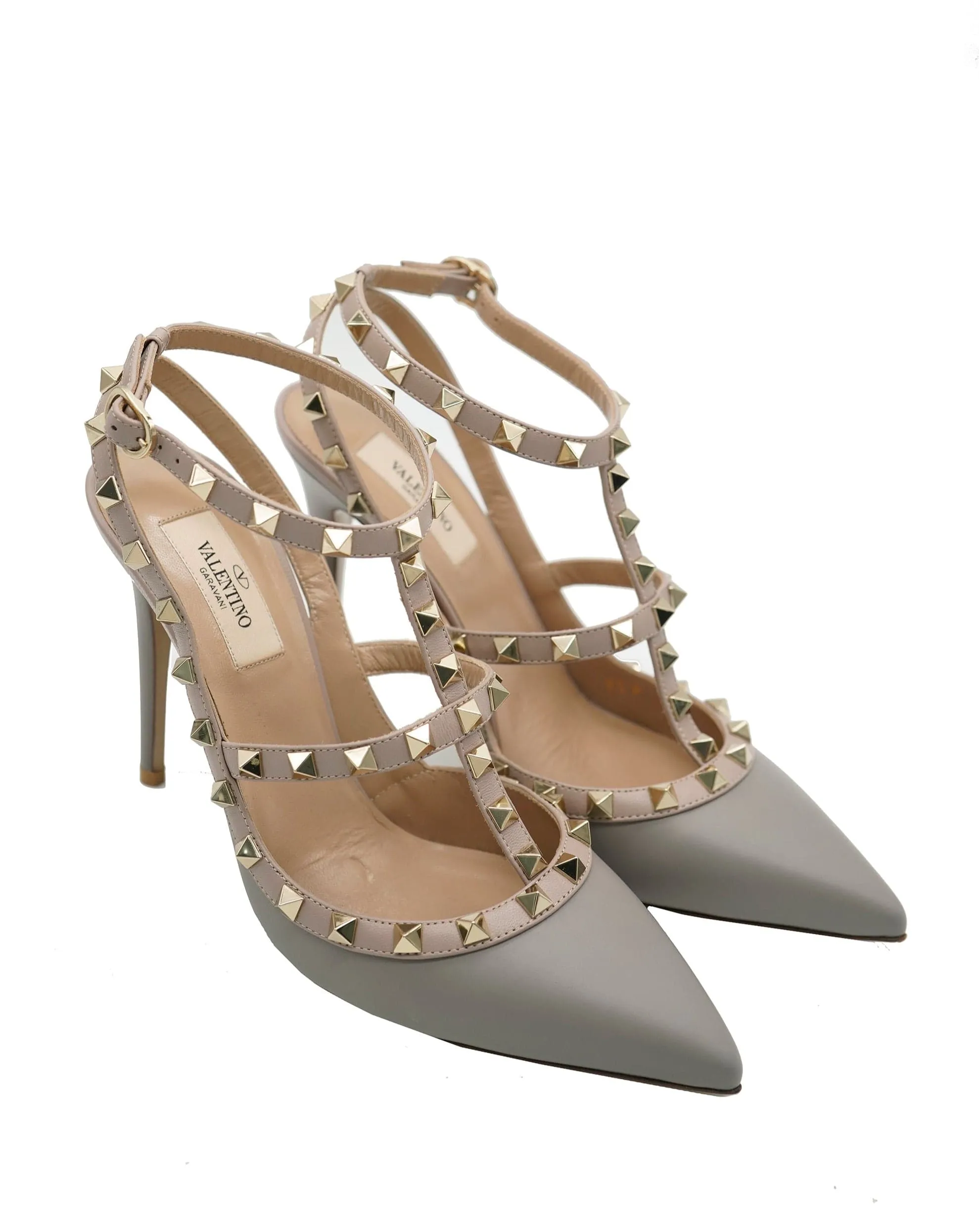 Valentino Rockstud Heels in beige AJC0679